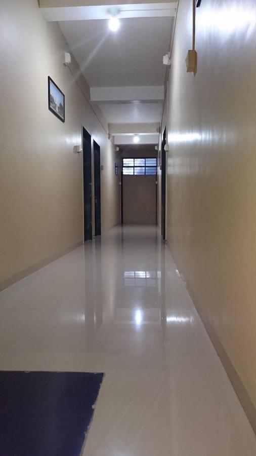 Yuvraj Lodge Osmanabad エクステリア 写真